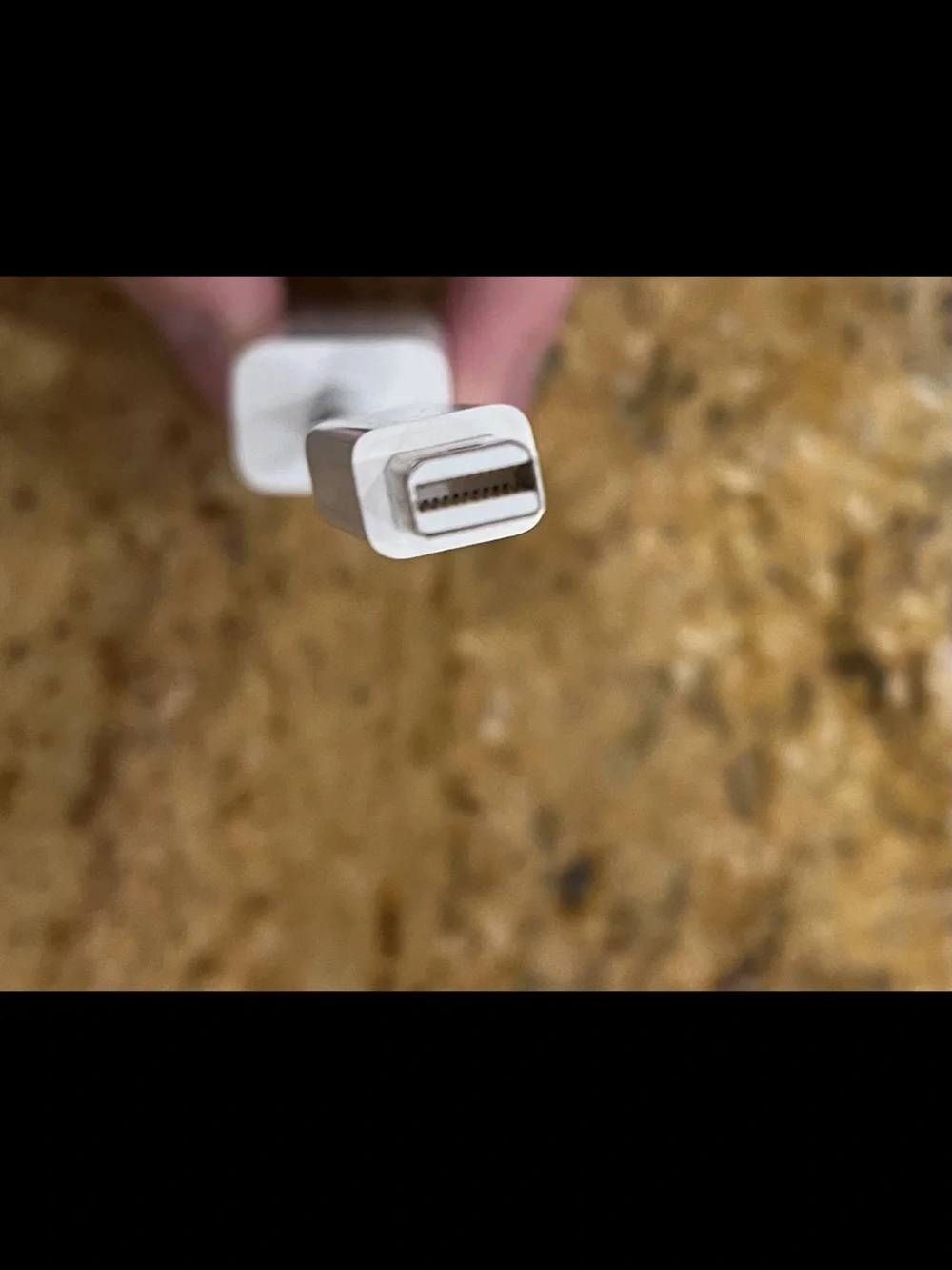 White USB-C to HDMI Adapter Cable - Compact Video Adapter